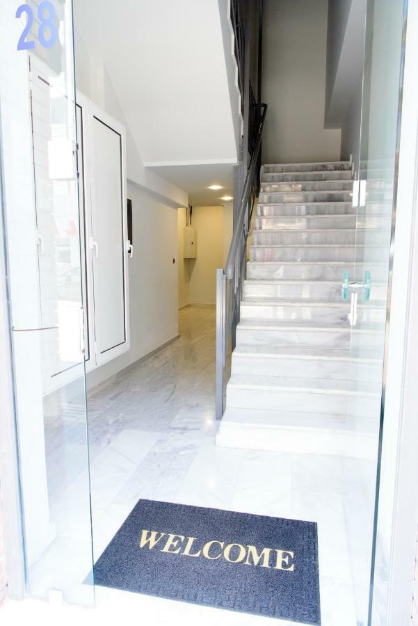 Eva Apartments Пірей Екстер'єр фото