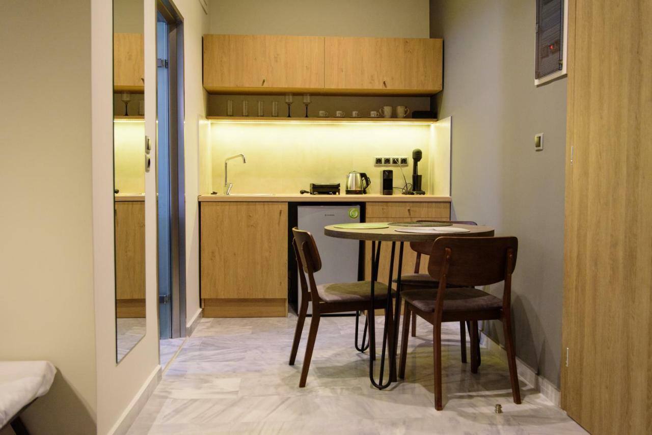 Eva Apartments Пірей Екстер'єр фото