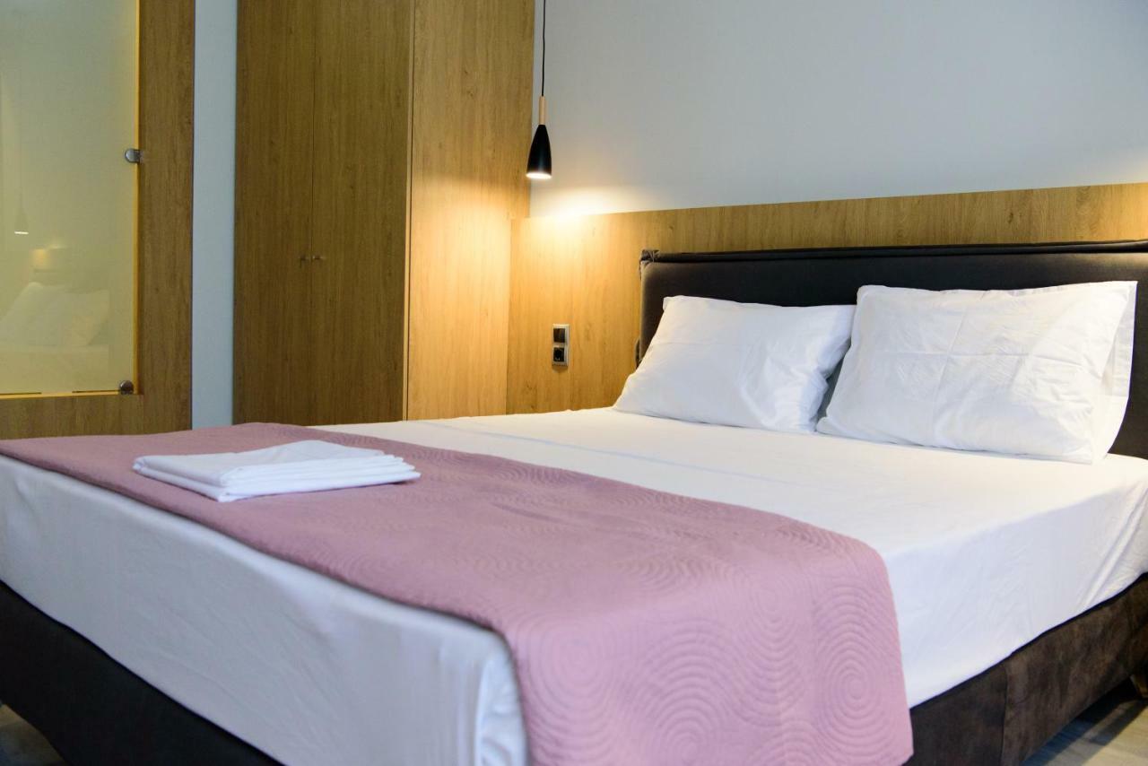 Eva Apartments Пірей Екстер'єр фото